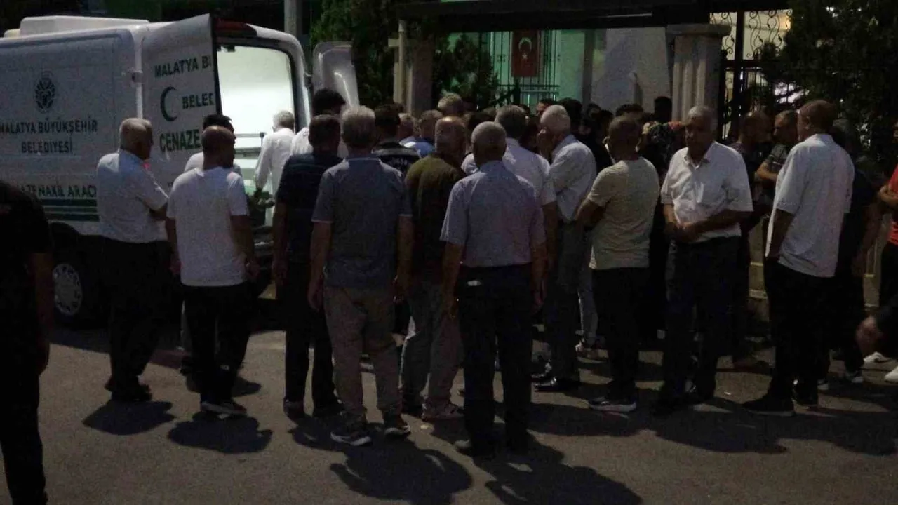 KARABULUT'UN ÖLÜMÜNDE İLK BELİRLEMELERE GÖRE ŞÜPHELİ BİR DURUMA RASTLANMAZ İKEN KESİN ÖLÜM...