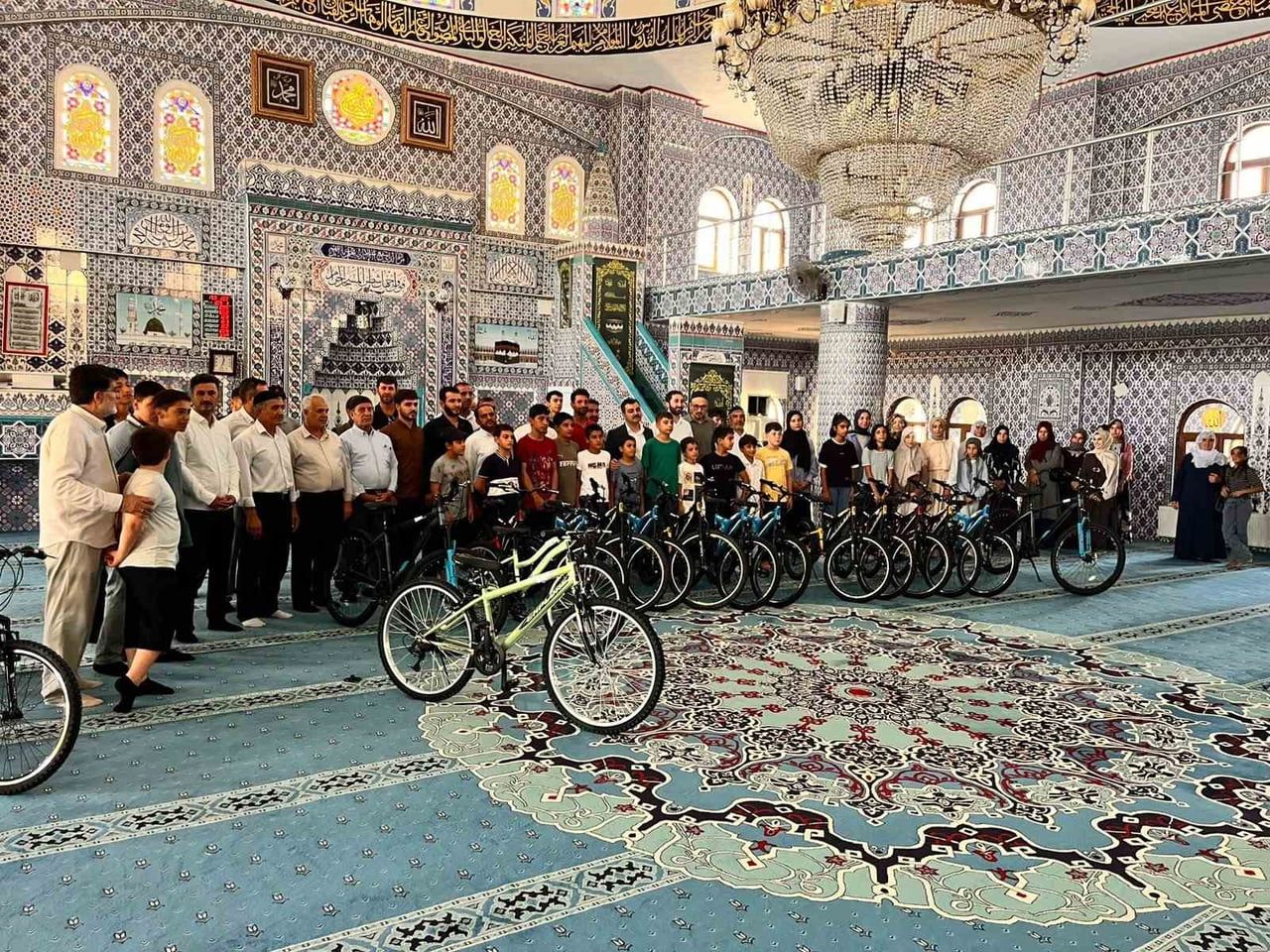 200'Ü AŞKIN ÖĞRENCİNİN KATILDIĞI BİLGİ YARIŞMASINDA VE FUTBOL TURNUVASINDA DERECEYE GİREN BAŞARILI...