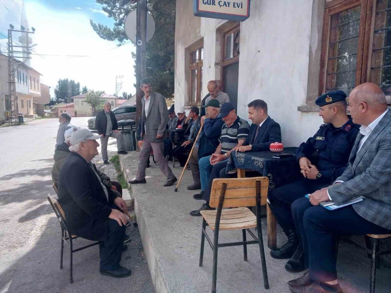 AYDINTEPE KAYMAKAMI YILDIRIM KÖYLERDE VATANDAŞLARIN TALEPLERİNİ DİNLEDİ