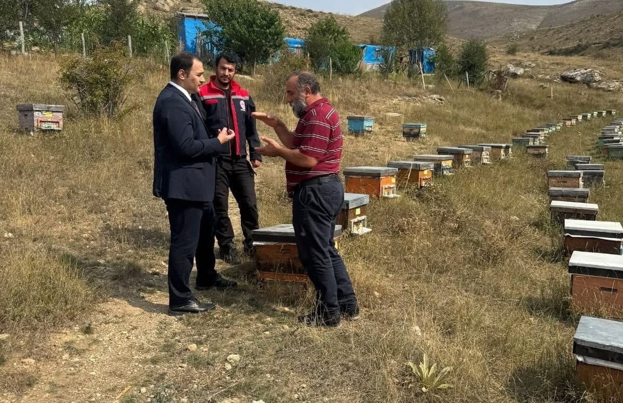 KAYMAKAM AHAT VATANDAŞLARIN TALEP VE İHTİYAÇLARINI DİNLEDİ