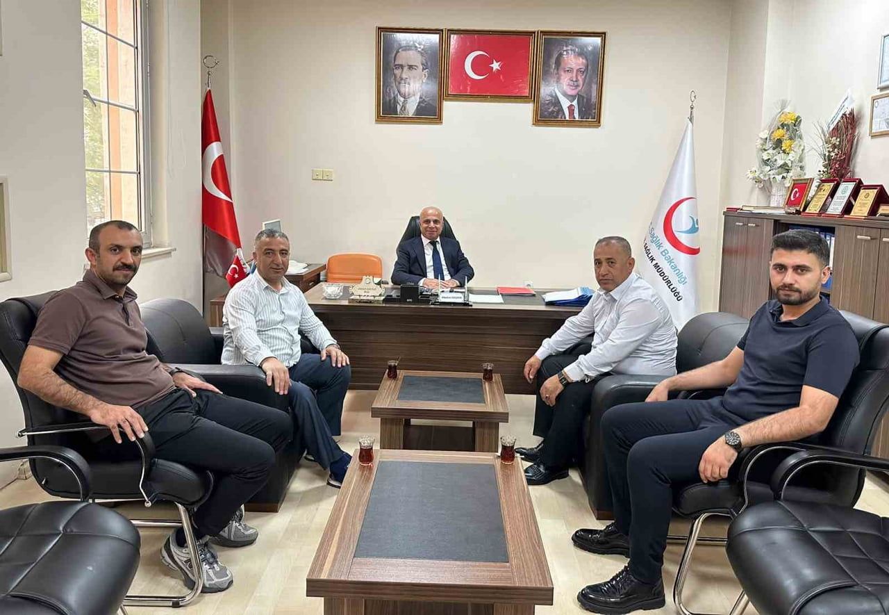SAĞLIK-SEN ŞIRNAK ŞUBE BAŞKANI SABĞATULLAH ANMAL VE YÖNETİM KURULU ÜYELERİ, SAĞLIK-SEN MARDİN ŞUBE...