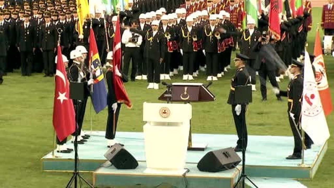 Cumhurbaşkanı Erdoğan: "On binlerce canımıza ve ülkemizin 40 yılına mal olan bu meseleyi...