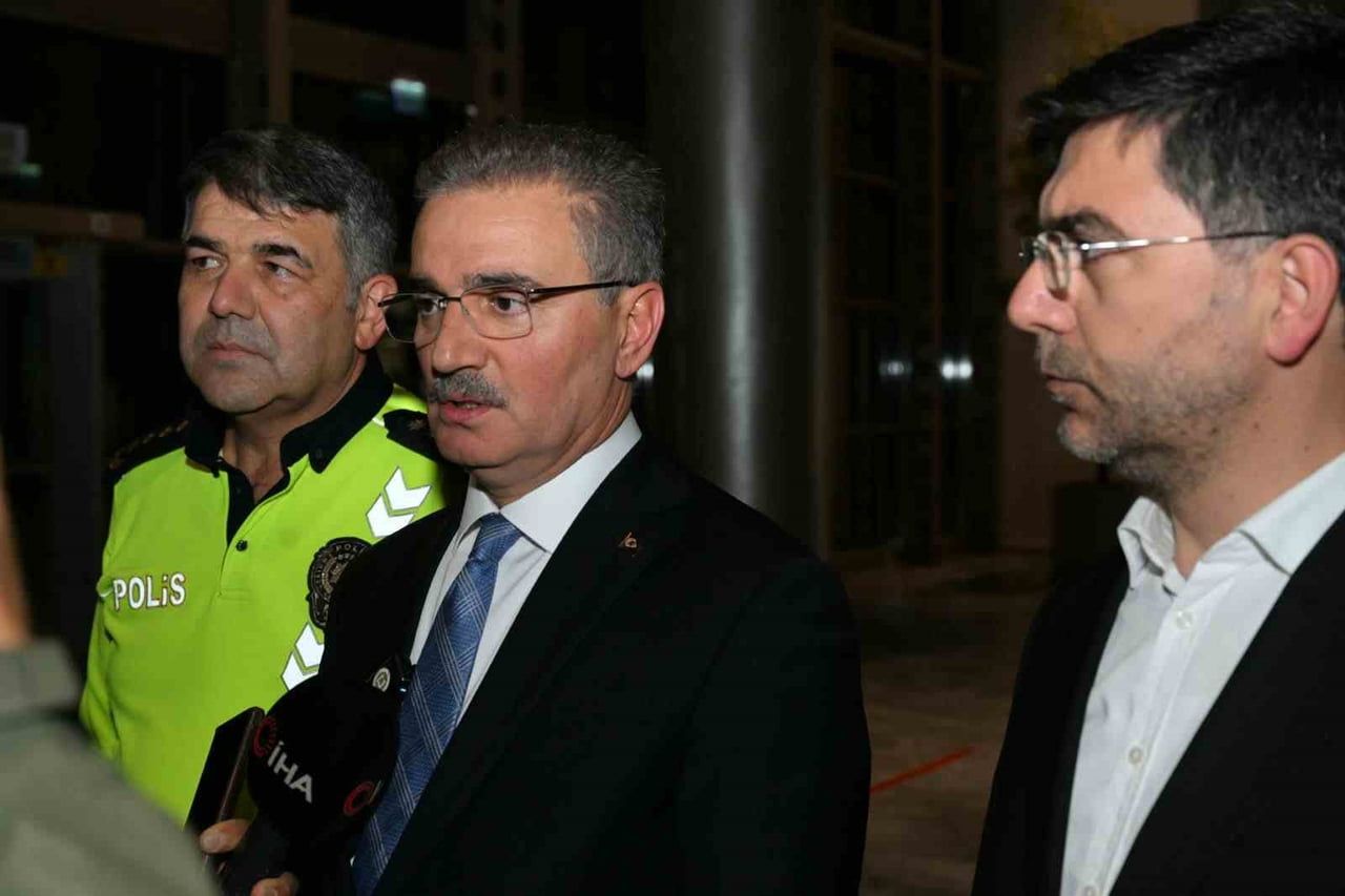 ERZURUM VALİSİ AYDIN BARUŞ, İKİ GRUP ARASINDA ÇIKAN VE 1 POLİS İLE 10 ŞAHSIN YARALANDIĞI OLAYLA...