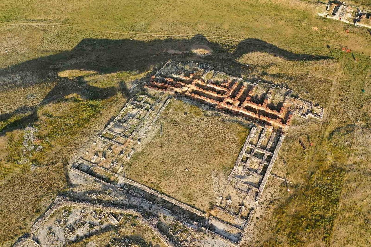 SİVAS’IN ALTINYAYLA İLÇESİNDE BULUNAN VE TARİHTE İLK YAZILI ANTLAŞMANIN YAPILDIĞI YER OLARAK...