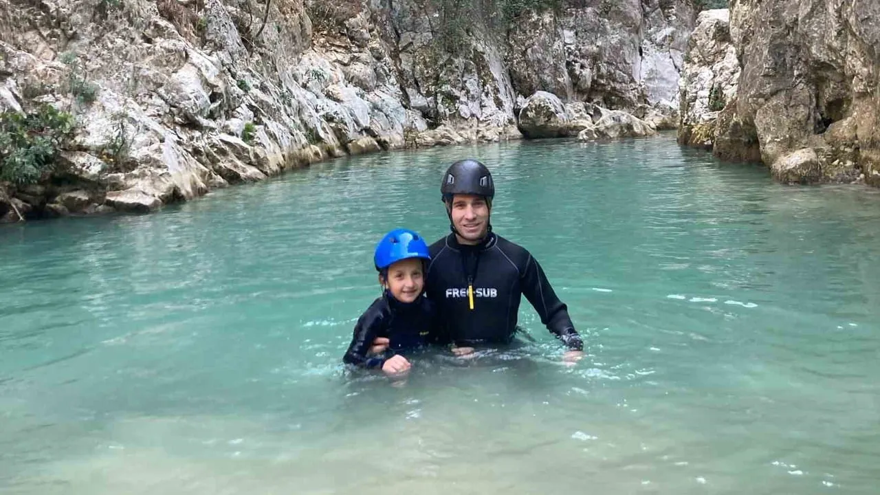 BURSA'NIN EN GENÇ KANYONCUSU ASYA, ABADİYE KANYONUNU GEÇTİ