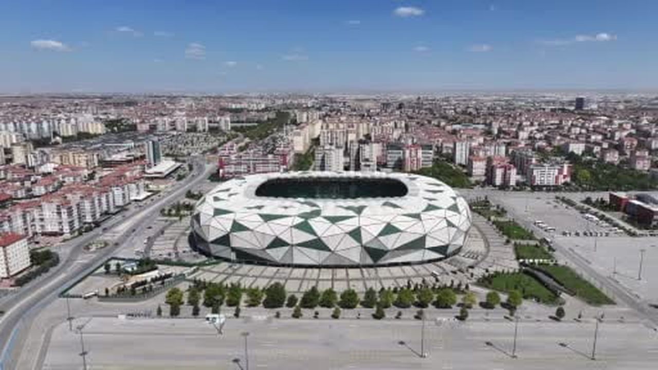 Konyaspor ile Filistin Milli Takımı arasında İslam İşbirliği Teşkilatı Gençlik Başkenti Konya'da...
