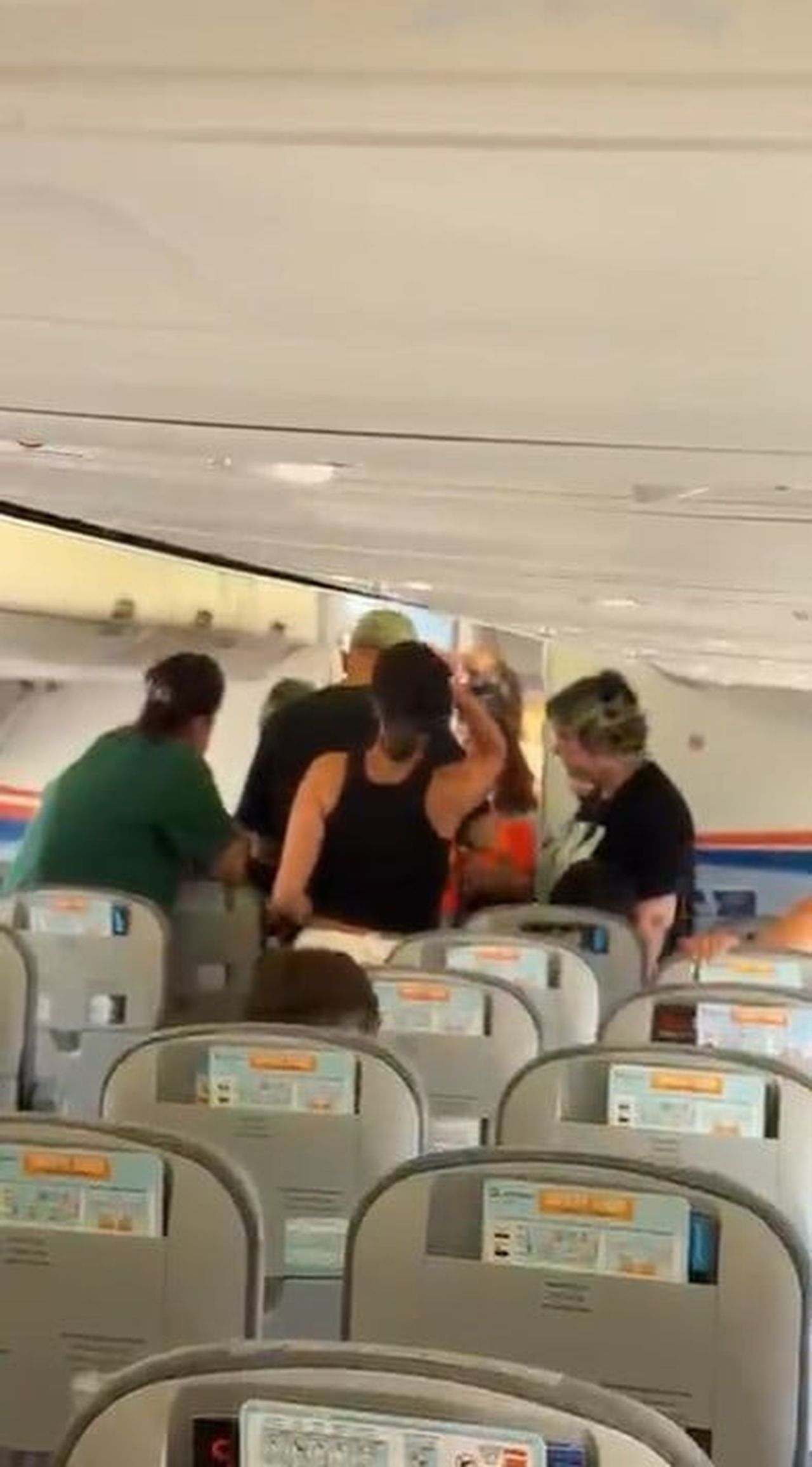 ANTALYA HAVALİMANI’NDAN KUZEY KIBRIS TÜRK CUMHURİYETİ’NE (KKTC) YAPILMASI PLANLANAN SUNEXPRESS’İN...