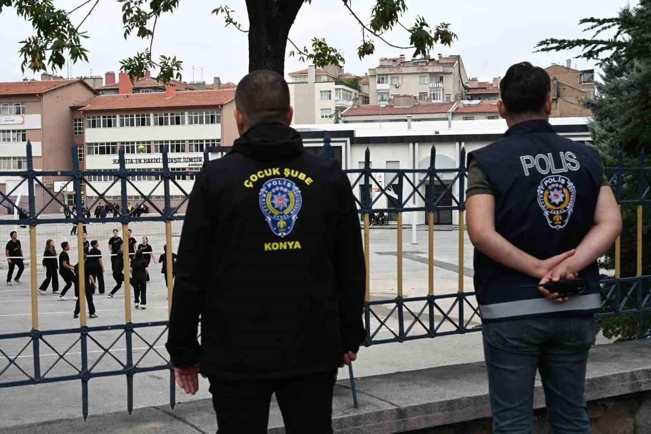 KONYA'DA ÖĞRENCİLERİN HUZUR VE GÜVEN İÇERİSİNDE EĞİTİM ALABİLMESİ AMACIYLA OKUL VE ÇEVRELERİNDEKİ...