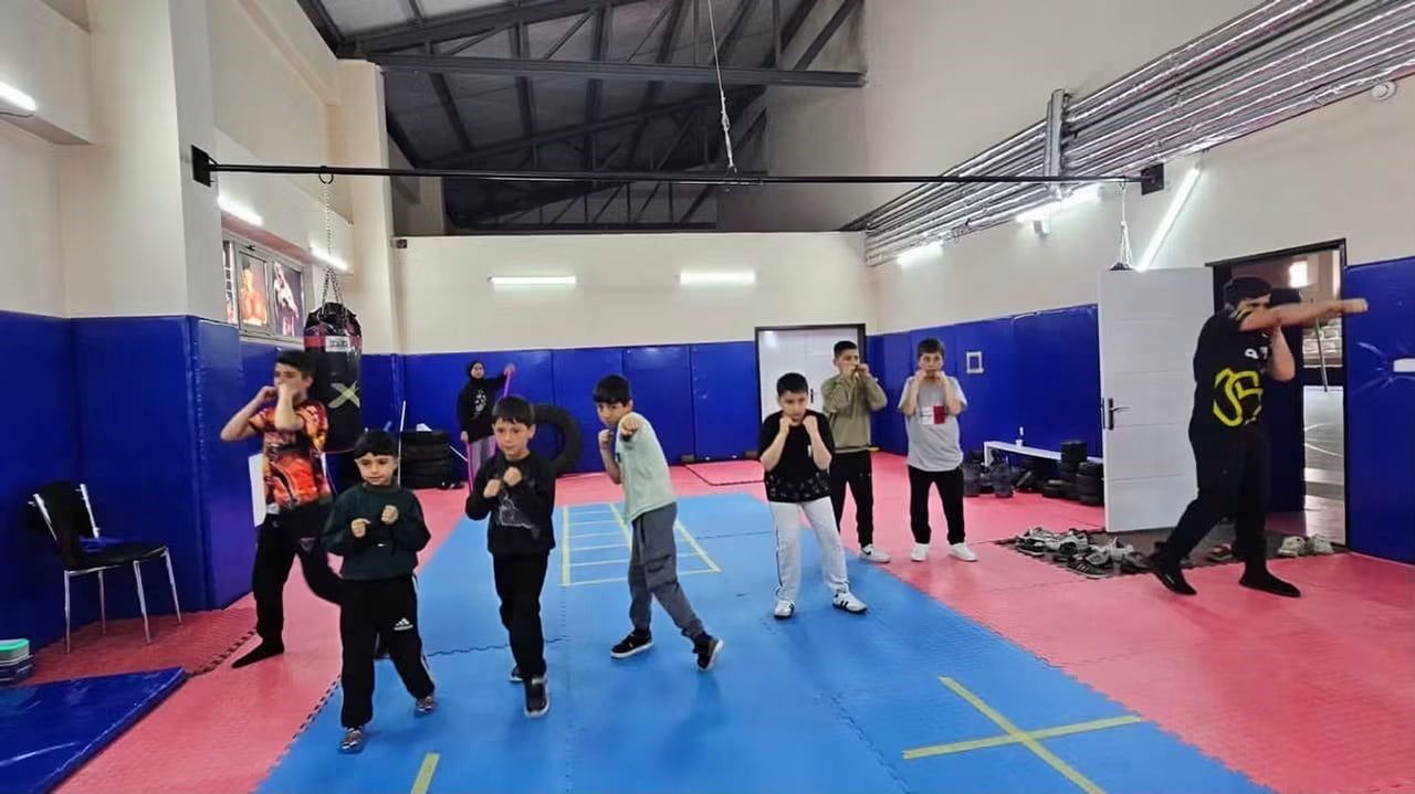 MUŞ’UN HASKÖY İLÇESİNDE, GENÇLİK VE SPOR İLÇE MÜDÜRLÜĞÜ TARAFINDAN DÜZENLENEN BOKS KURSU YOĞUN...