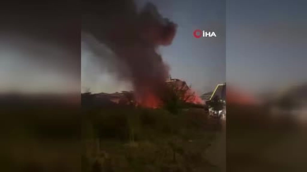 Başakşehir Aymakoop Sanayi Sitesi'nde yangın