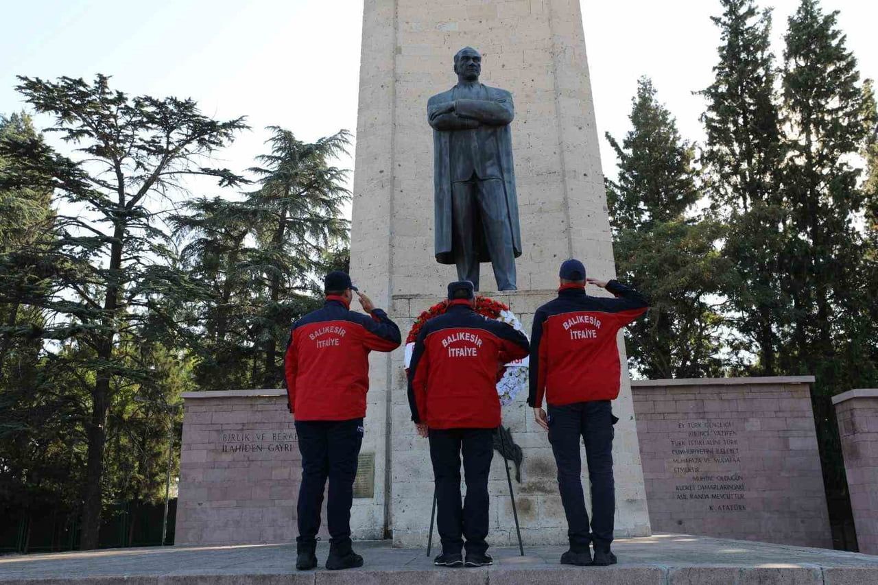 BAŞKAN AKIN’DAN KAHRAMAN İTFAİYECİLERE ANLAMLI JEST