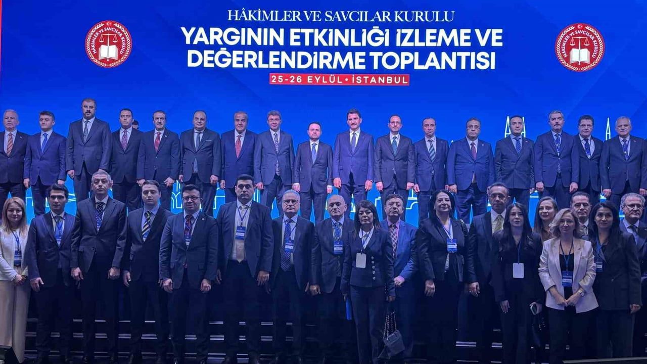 ADALET BAKANI AKIN GÜRLEK, HSK TARAFINDAN İSTANBUL'DA DÜZENLENEN YARGININ ETKİNLİĞİ İZLEME VE...