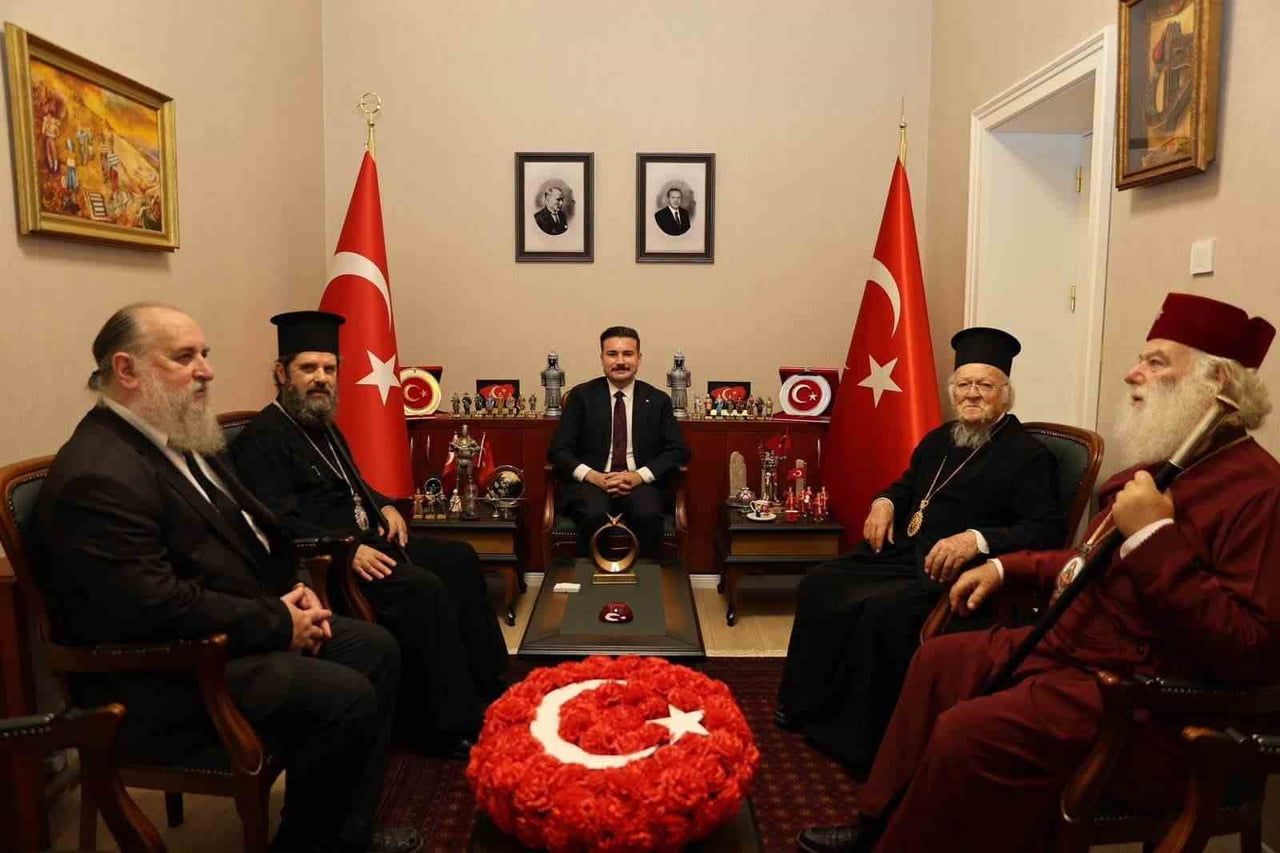 FENER RUM PATRİĞİ BARTHOLOMEOS, İSKENDERİYE PATRİĞİ THEODORE, ARNAVUTLUK BAŞPİSKOPOSU LOANNİS...