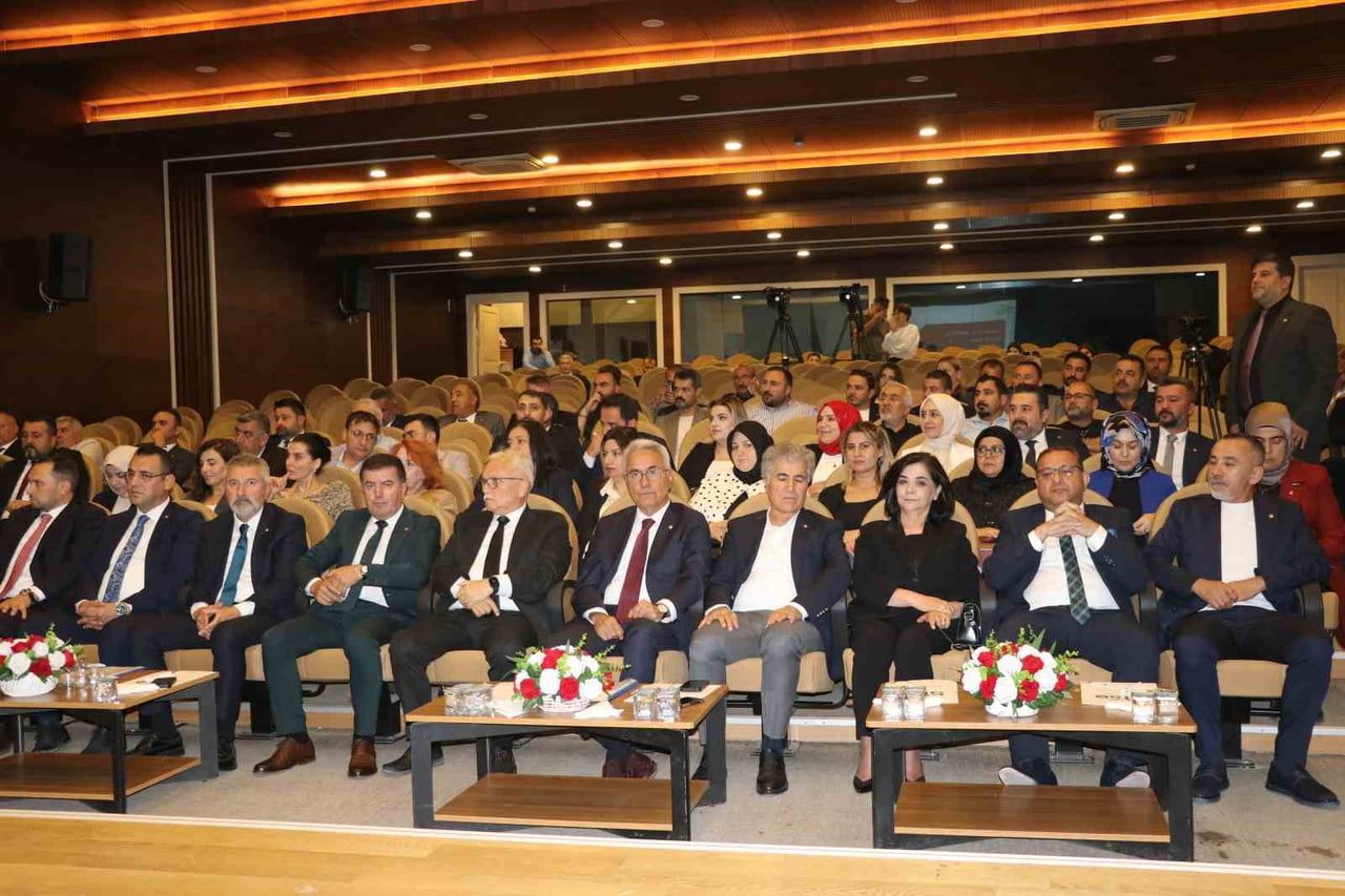 SİVAS TİCARET VE SANAYİ ODASINDA (STSO) SEÇİM ÖNCESİ SON MECLİS TOPLANTISI GERÇEKLEŞTİRİLDİ. STSO...