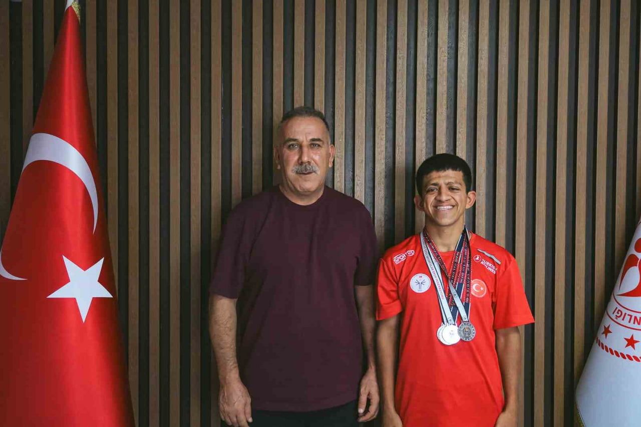 ÖZEL SPORCUDAN AYDIN’A 4 GÜMÜŞ MADALYA