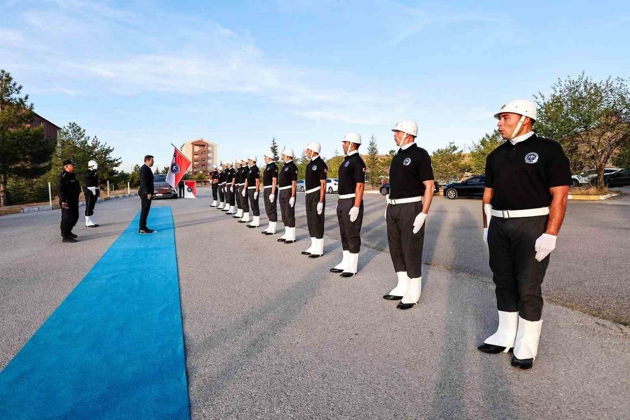 VALİ AKMEŞE, 807 POLİS ADAYIYLA DERSTE BULUŞTU