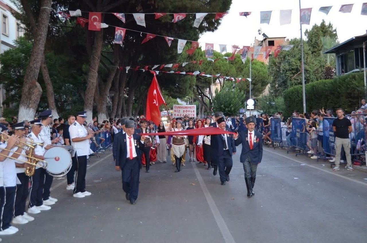 KORTEJ GEÇİŞİ DÜZENLENDİ