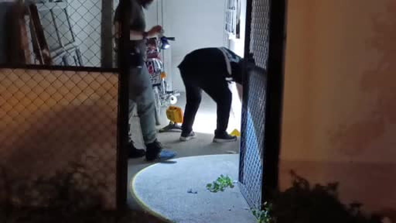 Plakasız motosikletle gelen şüpheli, 1 kişiyi ayağından vurdu