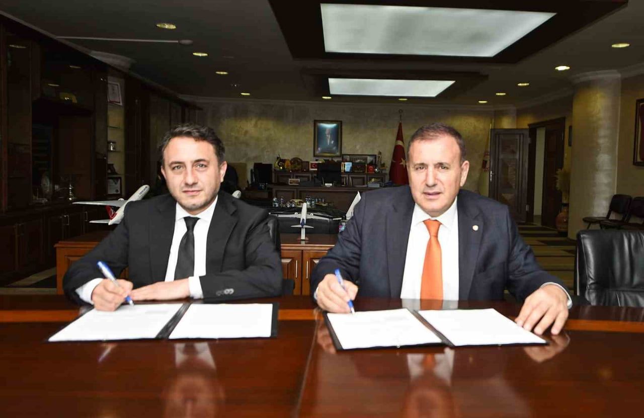 TTSO BAŞKANI ERKUT ÇELEBİ VE DOĞU KARADENİZ KALKINMA AJANSI (DOKA) GENEL SEKRETERİ KEMAL AKPINAR...