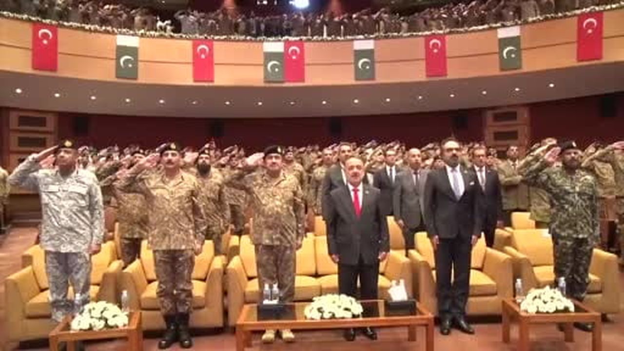 Pakistan’ın Rawalpindi kentindeki Genelkurmay Başkanlığı’nda 30 Ağustos Zafer Bayramı’nın 104’üncü...
