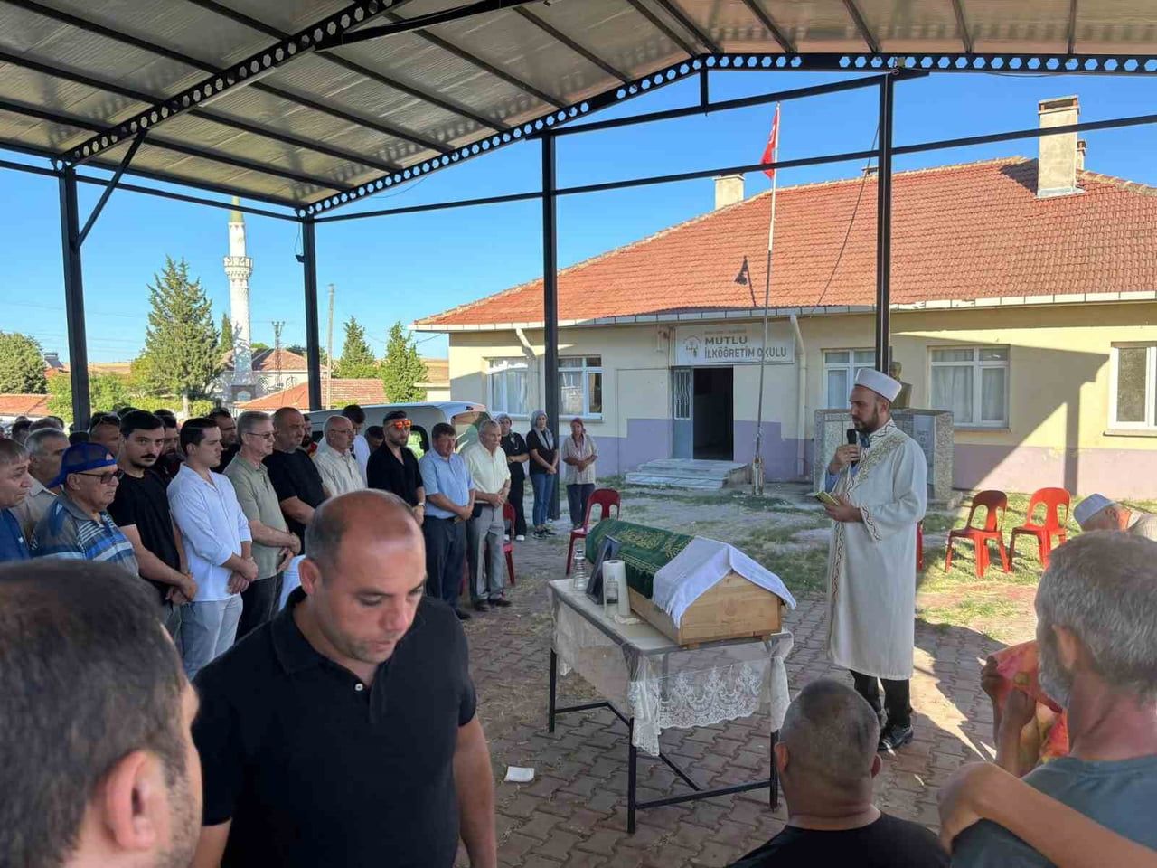 KIRKLARELİ'NİN BABAESKİ İLÇESİNDE MEYDANA GELEN TRAFİK KAZASINDA HAYATINI KAYBEDEN 7 YAŞINDAKİ...