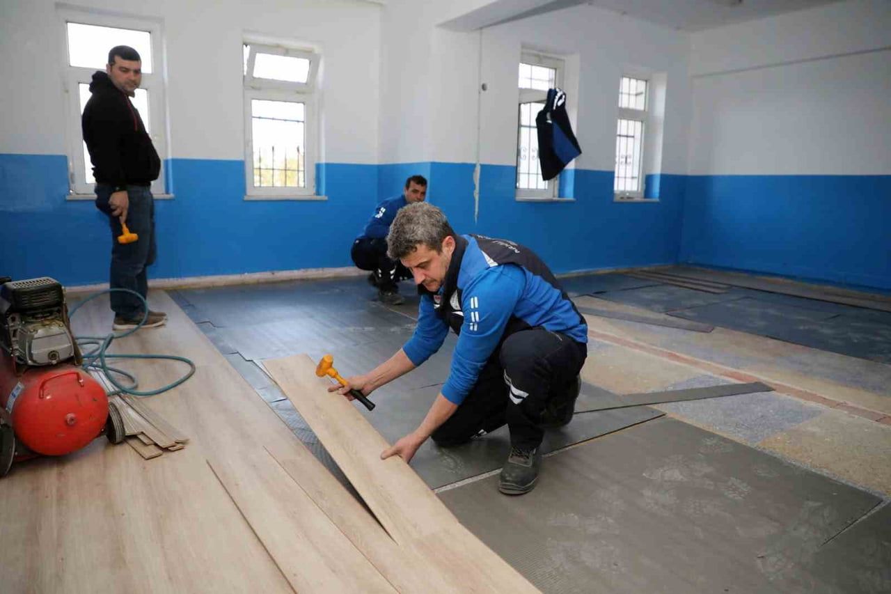 MUĞLA BÜYÜKŞEHİR BELEDİYESİ, ÖĞRENCİLERİN DAHA GÜVENLİ, DÜZENLİ VE NİTELİKLİ FİZİKİ KOŞULLARDA...