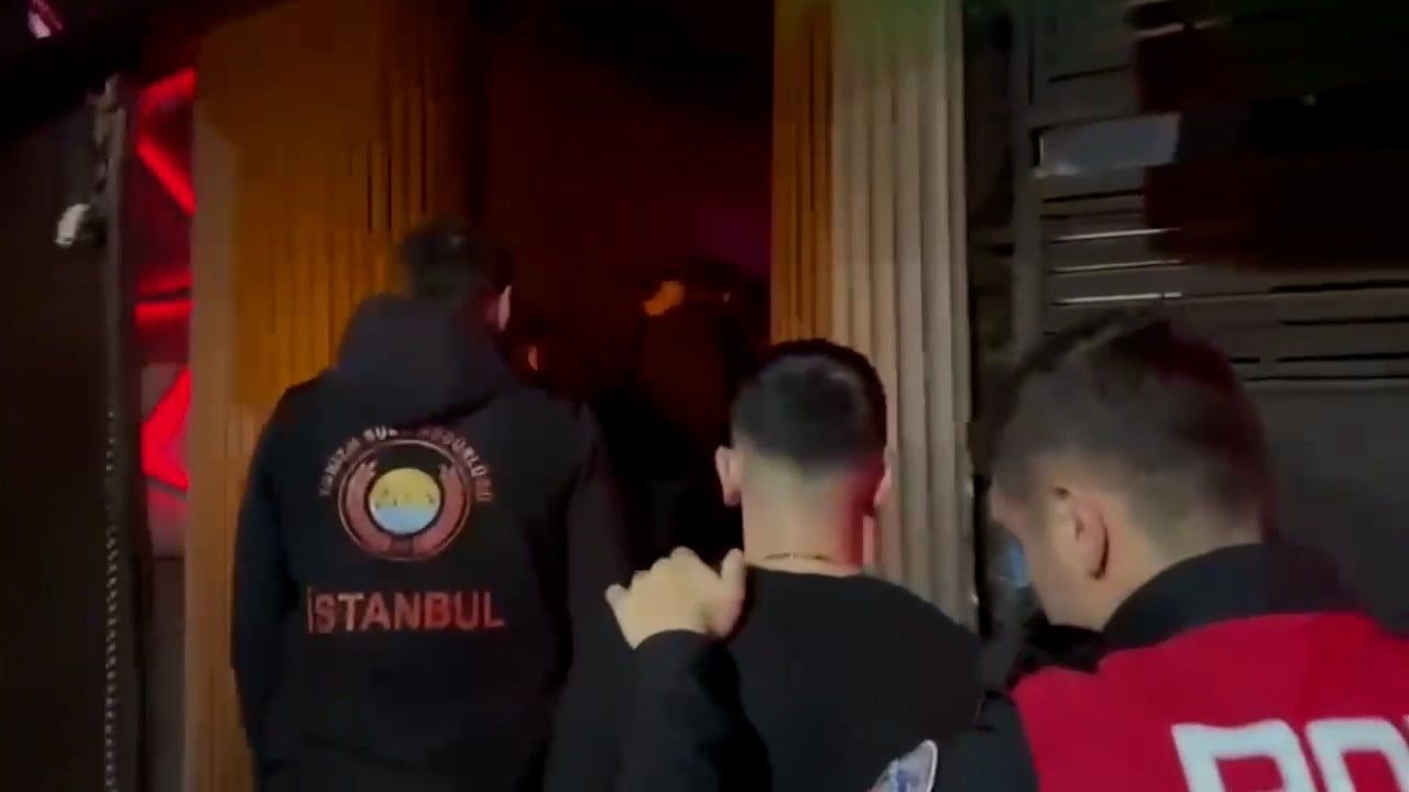 BEYOĞLU’NDA YERLİ VE YABANCI ZİYARETÇİLERİN HUZUR VE GÜVENLİĞİNİN SAĞLANMASINA YÖNELİK...