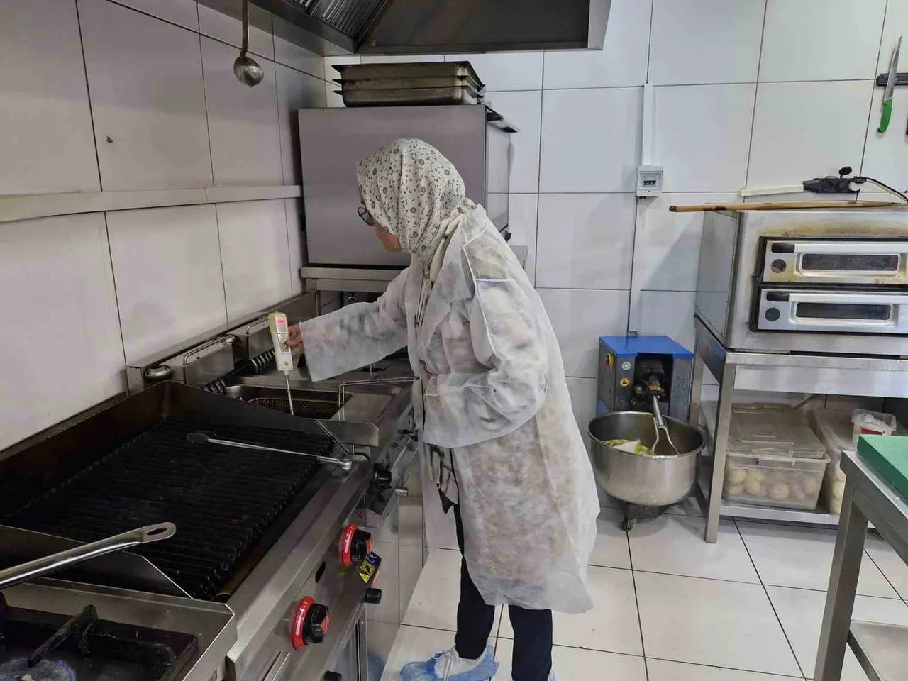 ERZURUM İL TARIM VE ORMAN MÜDÜRLÜĞÜ EKİPLERİ, KENT GENELİNDE GÜVENİLİR GIDA ARZINI SAĞLAMAK...
