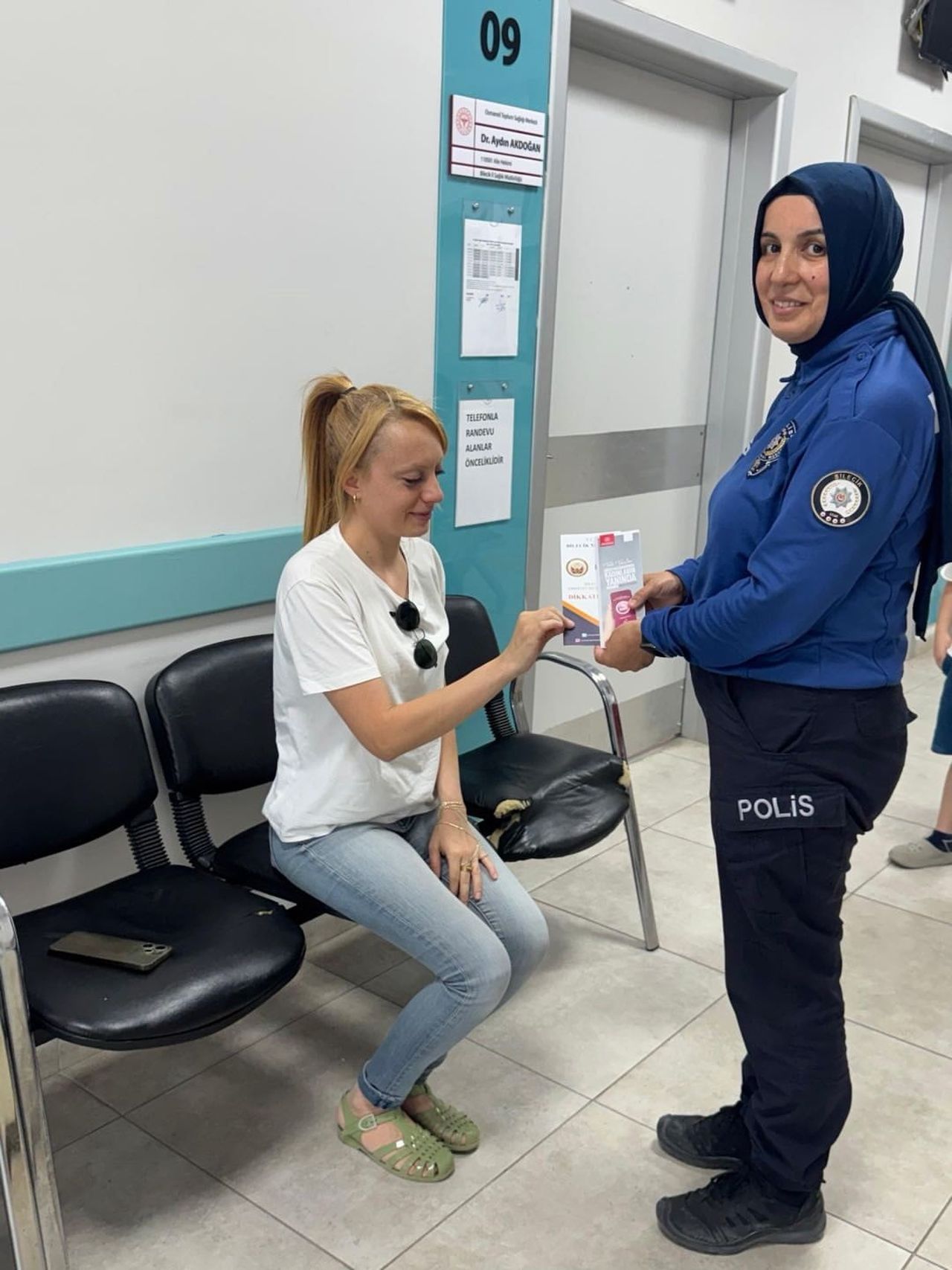 SAĞLIK HİZMETİ ALAN VATANDAŞLARA KADES EĞİTİMİ
