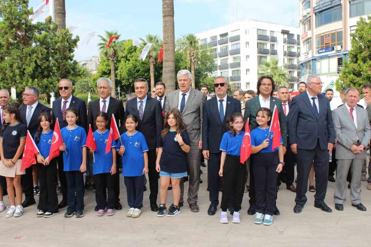 DENİZLİ'DE 2026-2027 EĞİTİM VE ÖĞRETİM YILININ BAŞLAMASININ HEYECANI YAŞANIYOR. YENİ EĞİTİM YILI...