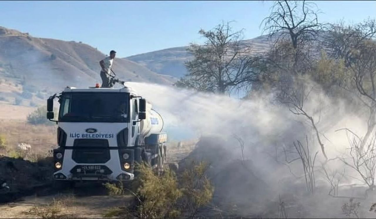 İLİÇ’TE TARIM ARAZİSİNDE ÇIKAN YANGIN KONTROL ALTINA ALINDI