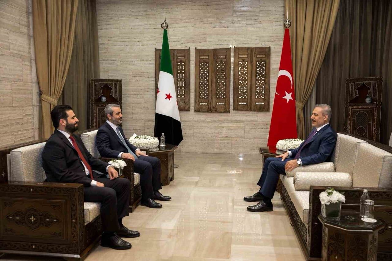 DIŞİŞLERİ BAKANI HAKAN FİDAN, SURİYE’NİN BAŞKENTİ ŞAM’DAKİ TEMASLARI KAPSAMINDA SURİYE DIŞİŞLERİ...