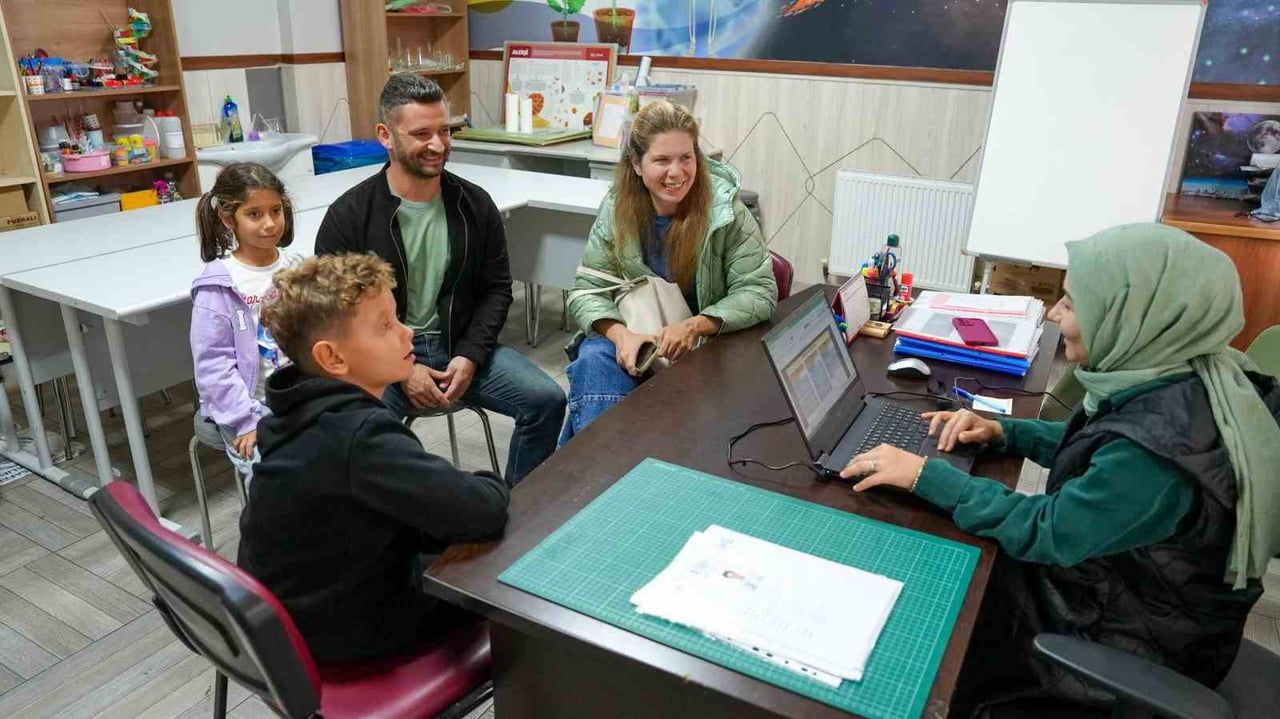 BAŞİSKELE ÇOCUK ÜNİVERSİTESİ, 10. EĞİTİM YILINA 144 YENİ ÖĞRENCİSİYLE HAZIRLANIYOR. ÇOCUKLARIN...