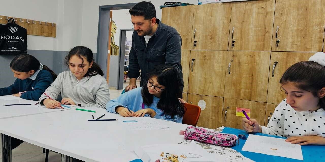ŞIRNAK'IN SİLOPİ İLÇESİNDE SİLOPİ BİLİM VE SANAT MERKEZİ, ÖZEL YETENEKLİ ÖĞRENCİLERE YÖNELİK...