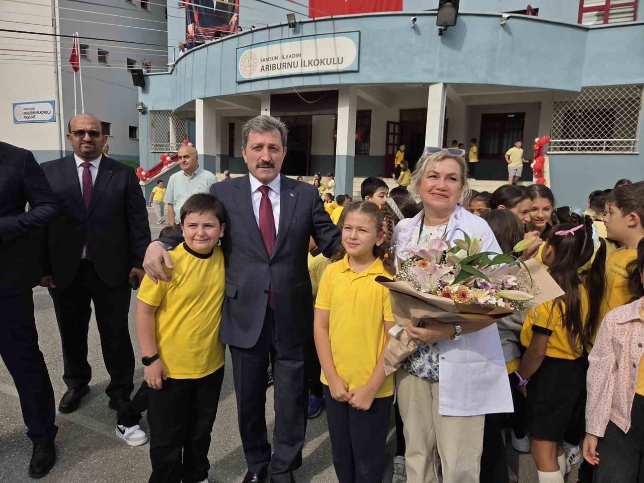 2026-2027 EĞİTİM-ÖĞRETİM SEZONU AÇILIŞ PROGRAMI SAMSUN’DA ARIBURNU İLKOKULU’NDA YAPILDI. SAMSUN...