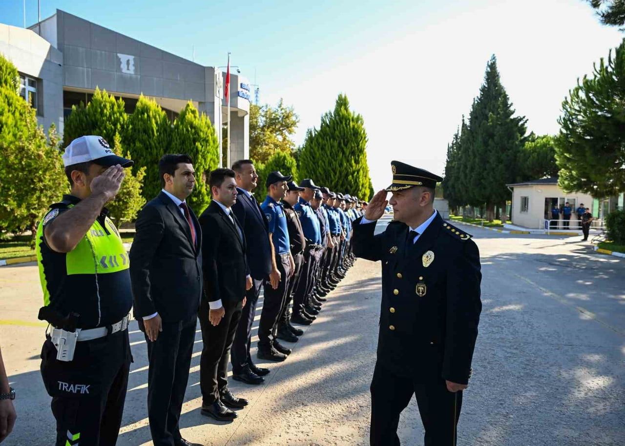 CUMHURBAŞKANLIĞI KARARNAMESİ İLE DENİZLİ İL EMNİYET MÜDÜRÜ OLARAK ATANAN ALİ SÜLLÜ, DÜZENLENEN...