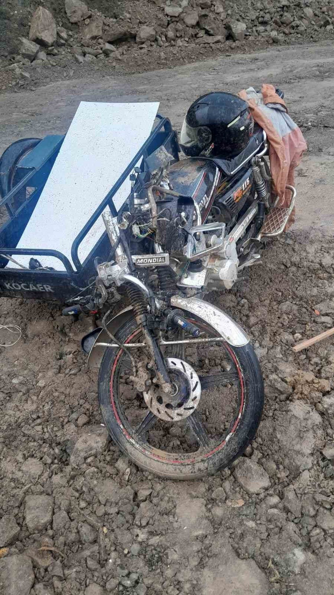 ÇAMARDI’DA MOTOSİKLET KAZASINDA 2 KİŞİ YARALANDI