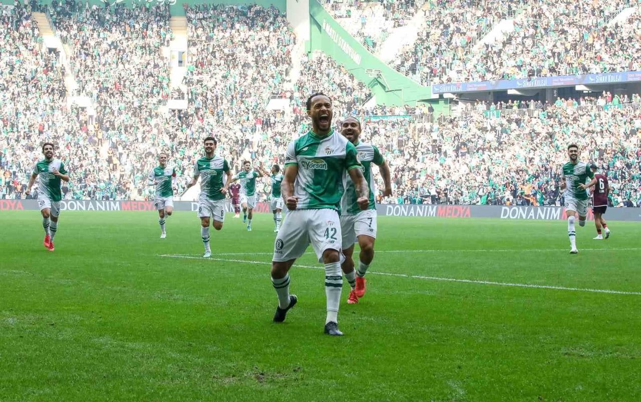 TRENDYOL 1. LİG’İN 13. HAFTASINDA BURSASPOR, SAHASINDA KARŞILAŞTIĞI BANDIRMASPOR’U 3-0 MAĞLUP...