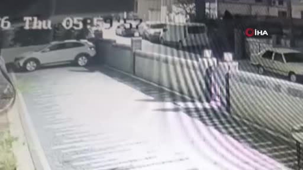 İstanbul Valiliği: "Maltepe'de 2 kişi hayatını kaybetti, 2 kişiyi arama kurtarma çalışmaları...