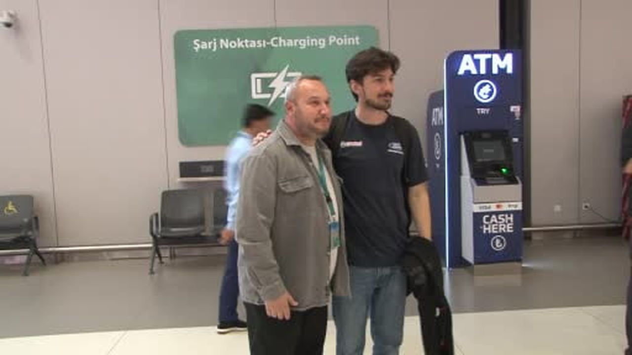 Dünya Gençler Ralli Şampiyonası’nı ilk sırada tamamlayarak dünya şampiyonu olan Türk Rallici Ali...