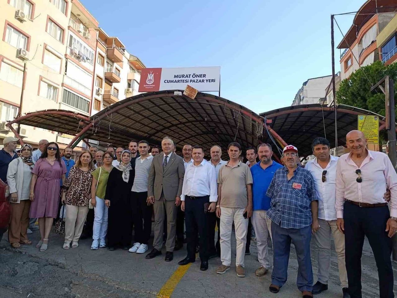 MANİSA'DA MHP'NİN ÖNCEKİ DÖNEM İL BAŞKANI MERHUM MURAT ÖNER'İN ADI, ALAYBEY PAZARYERİ'NE VERİLDİ....