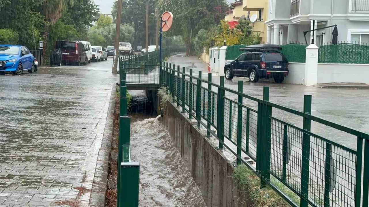 GÜNEY EGE’DE BEKLENEN YAĞIŞ BAŞLADI