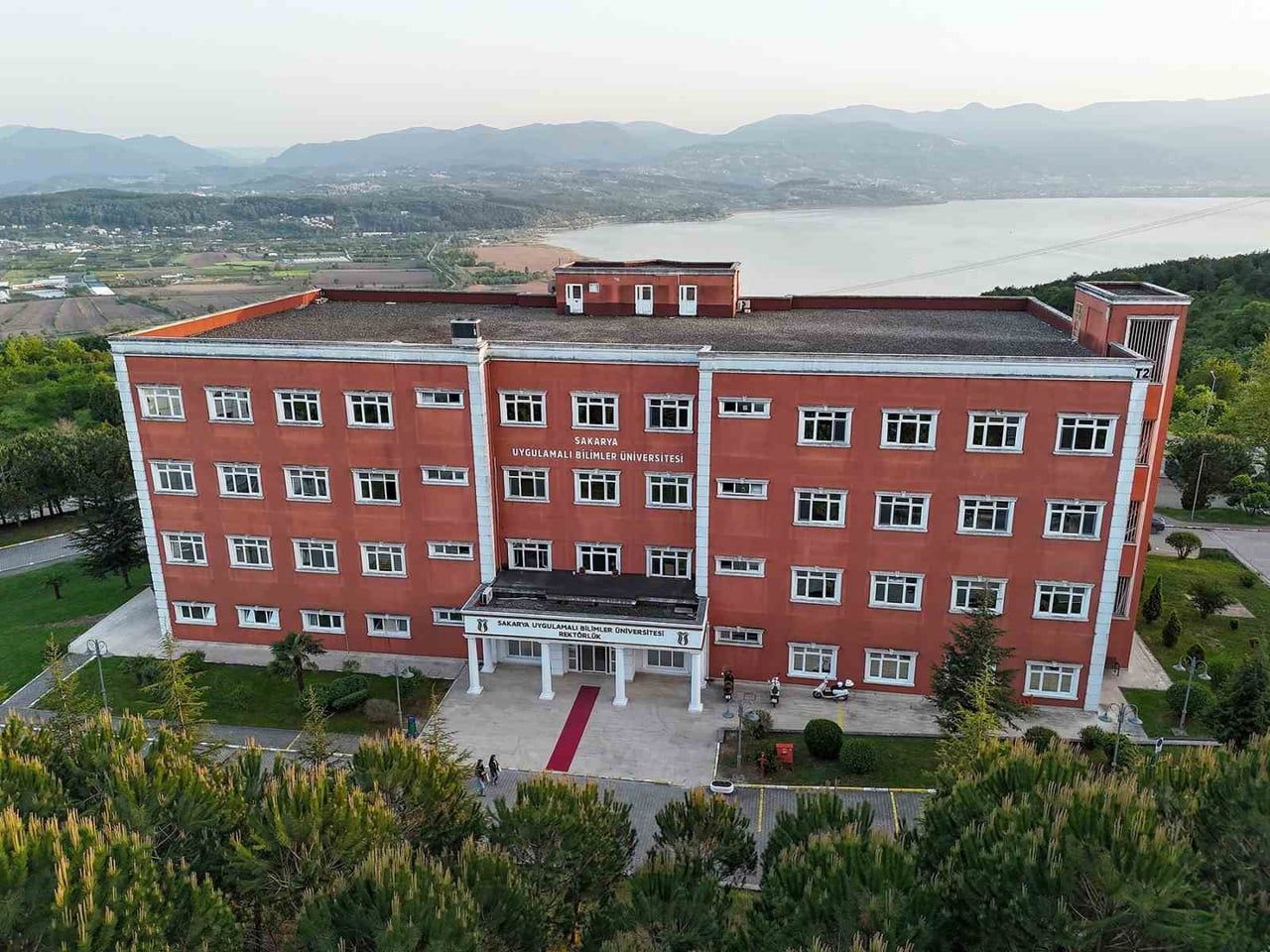 SAKARYA UYGULAMALI BİLİMLER ÜNİVERSİTESİ (SUBÜ); BÜRO PERSONELİ, MÜHENDİS, KORUMA VE GÜVENLİK...