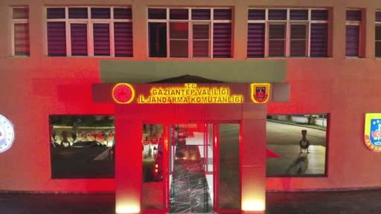 İçişleri Bakanlığı: "560 kilogram uyuşturucu madde ile 435 bin 553 adet uyuşturucu hap ele...