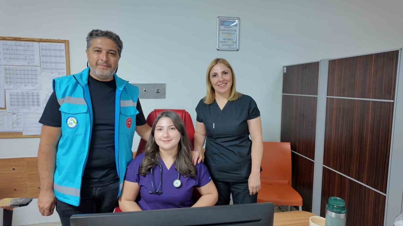 HEMŞİRE BABA SAVAŞ DELİCE, DR. BEYZA BUSE DELİCE, HEMŞİRE ANNE FEYZA DELİCE