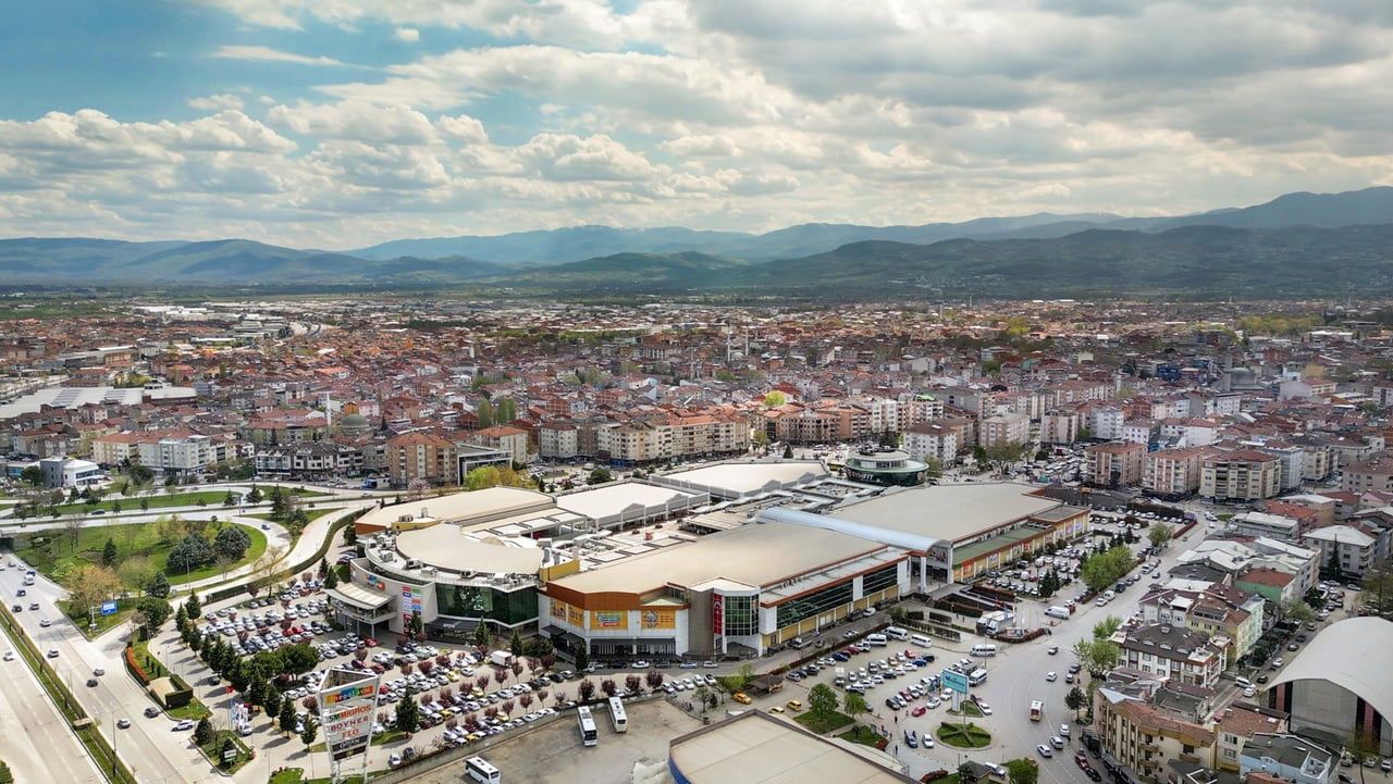 İNEGÖL AVM, 30 AĞUSTOS ZAFER BAYRAMI’NI GÜN BOYU SÜRECEK MÜZİK, DANS, SPOR VE ATÖLYE...