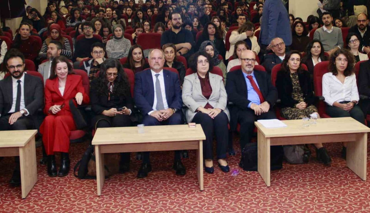 ESKİŞEHİR OSMANGAZİ ÜNİVERSİTESİ (ESOGÜ) HUKUK FAKÜLTESİ’NDE 2026-2027 AKADEMİK YILI, FAKÜLTE...