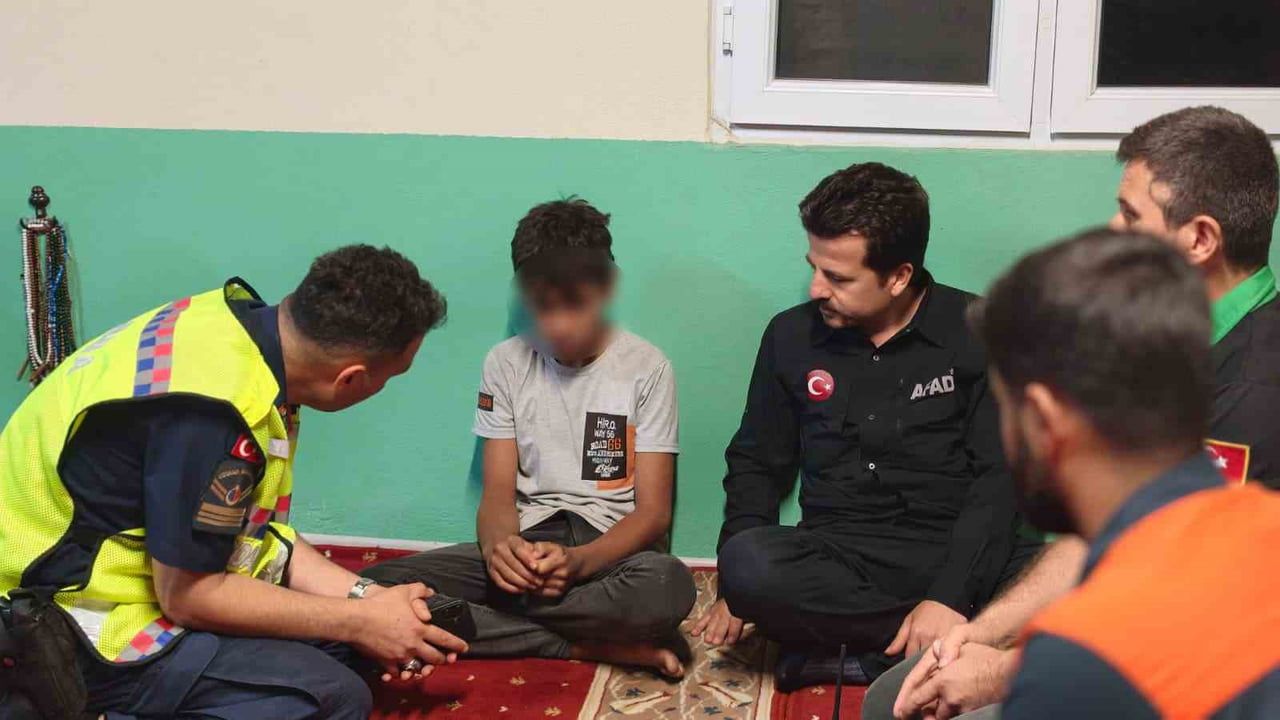 KAHRAMANMARAŞ'IN ANDIRIN İLÇESİNDE KAYIP ARANAN 12 YAŞINDAKİ ÇOCUK SAĞ OLARAK BULUNDU