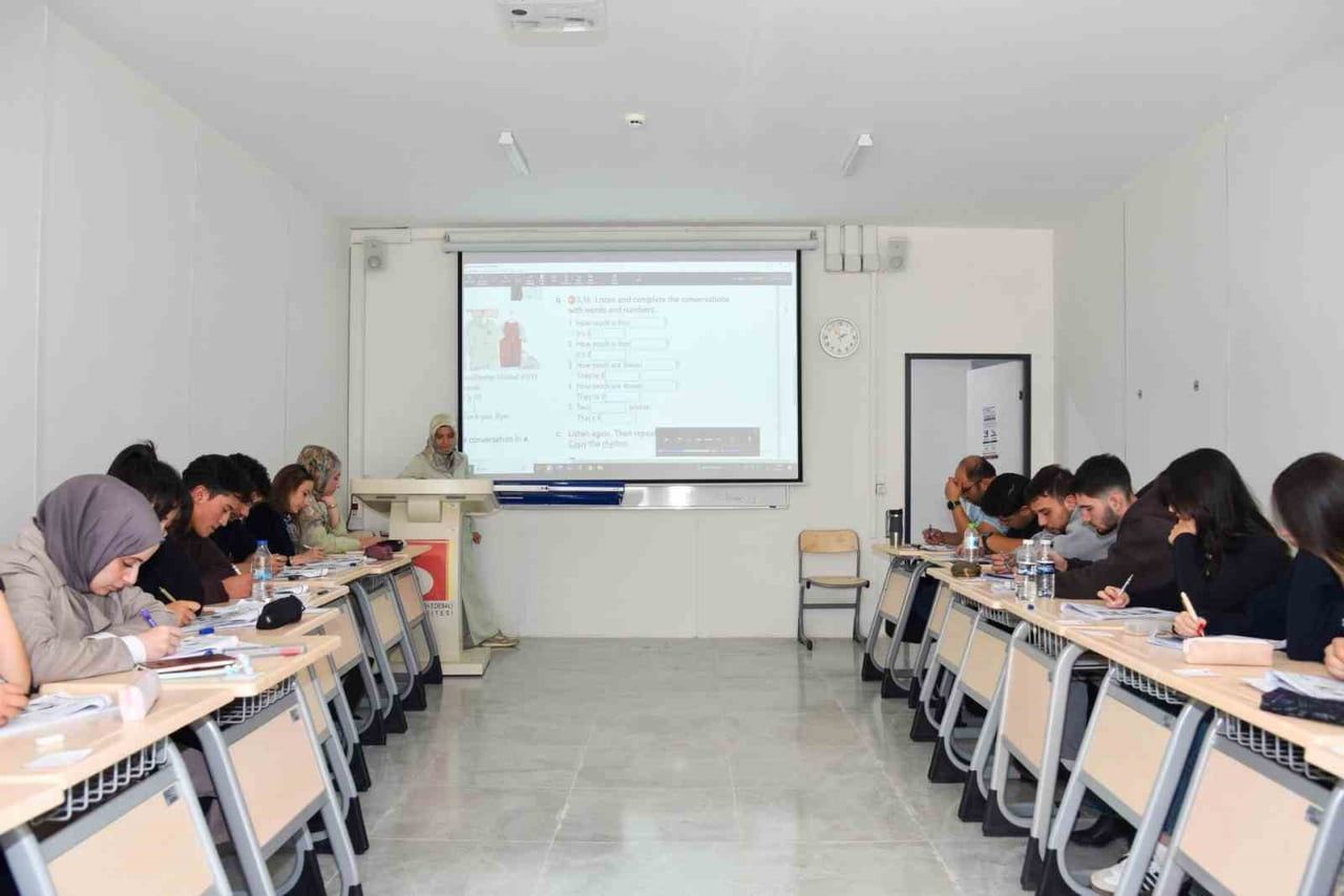 BŞEÜ’DE YENİ EĞİTİM BİNASI HİZMETE GİRDİ