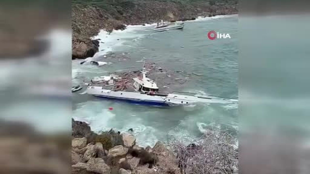 Güney Kıbrıs Rum Yönetimi’nde (GKRY) etkili olan fırtınada yatı kayalıklara çarparak parçalanan iş...